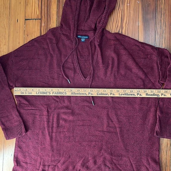American Eagle Outfitters Hooded Sweater - Picture 5 of 9